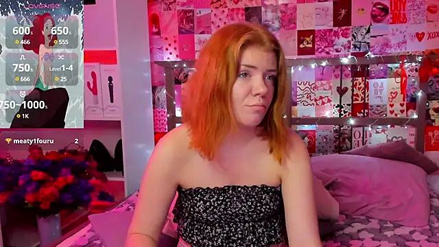 DiWalton from StripChat is Freechat