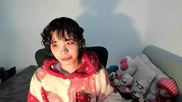 dolliette24 from StripChat is Freechat