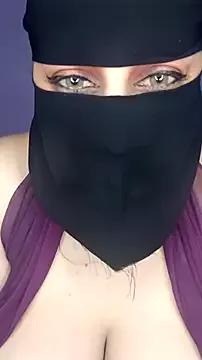 Dolly150 from StripChat is Freechat