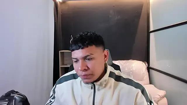 DominickSantiago_ from StripChat is Freechat