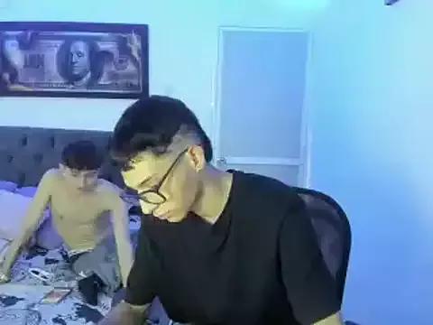 dragon_master2 from StripChat is Freechat