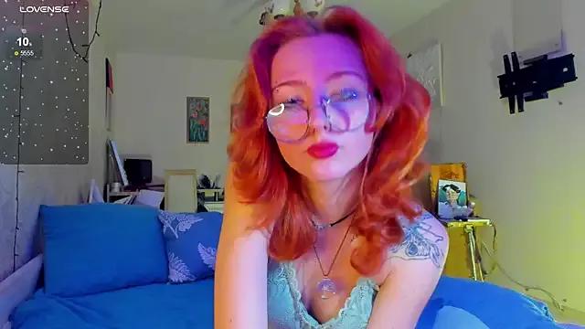 Check-out our cam rooms range and converse on a personal level with our delicious livecams streamers, showing off their spicy curves and toys.