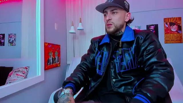 Drako_Lamar from StripChat is Freechat