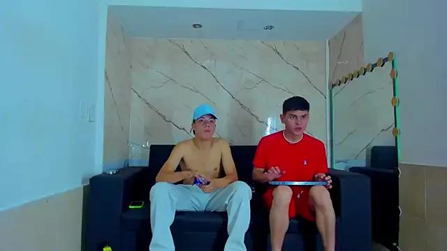 Dreams_Goldens from StripChat is Freechat