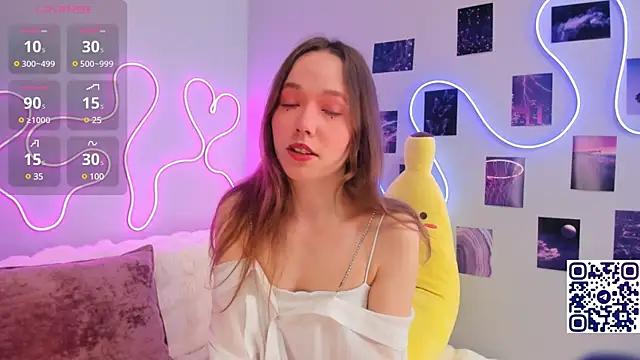 Check-out our cam rooms range and converse on a personal level with our delicious livecams streamers, showing off their spicy curves and toys.