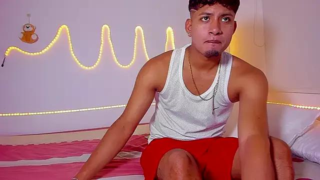 Dulce_TentacionLatina from StripChat is Freechat
