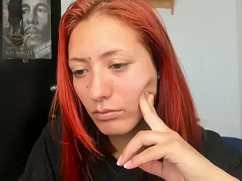 DulceLorrainexx from StripChat is Freechat