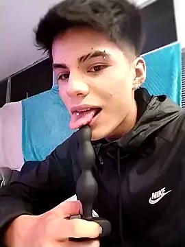 Dulcey_ from StripChat is Freechat