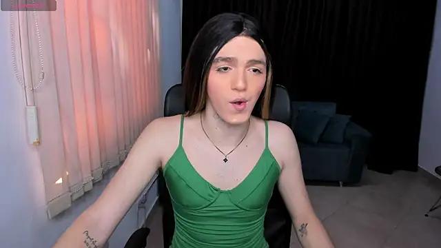 Check-out our cam rooms range and converse on a personal level with our delicious livecams streamers, showing off their spicy curves and toys.