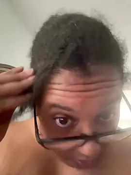 ebonyred from StripChat is Freechat