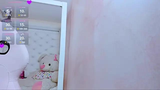 Check-out our cam rooms range and converse on a personal level with our delicious livecams streamers, showing off their spicy curves and toys.