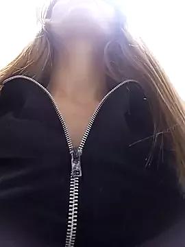 Elianasuarezz from StripChat is Freechat