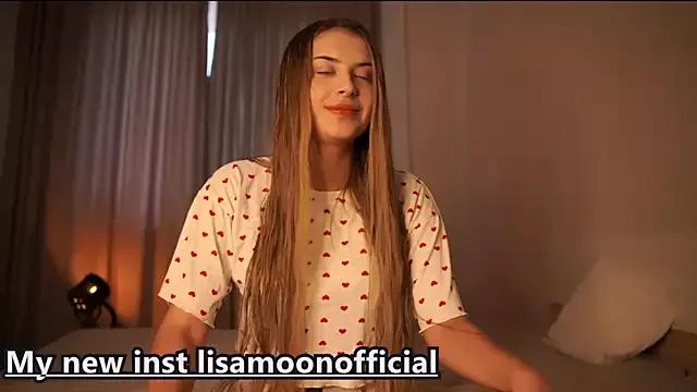 elisa_moon from StripChat is Freechat