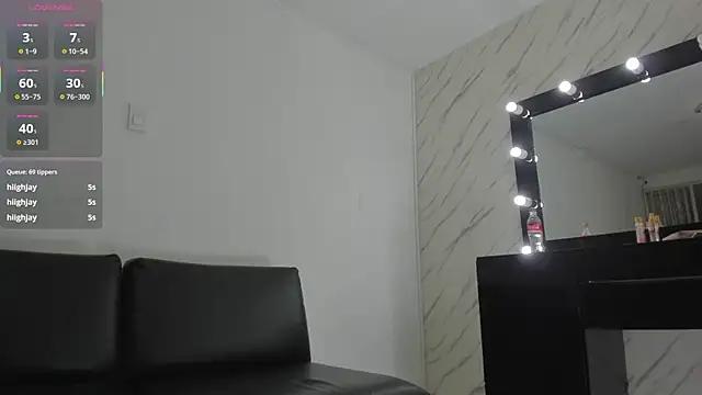 Check-out our cam rooms range and converse on a personal level with our delicious livecams streamers, showing off their spicy curves and toys.