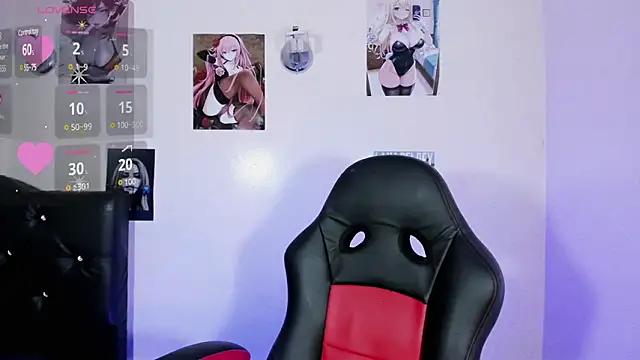 Check-out our cam rooms range and converse on a personal level with our delicious livecams streamers, showing off their spicy curves and toys.