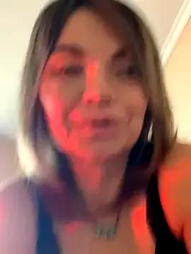 Ella_Pearlie from StripChat is Freechat