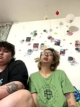 Ellie_Raven from StripChat is Freechat