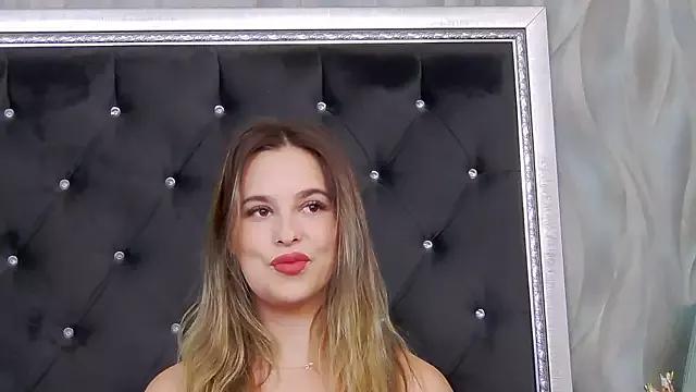 Ellsa_Jean_ from StripChat is Freechat