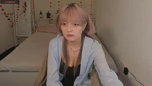 Ember_Lily from StripChat is Freechat