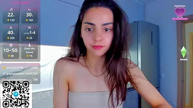 EmiliaZen from StripChat is Freechat