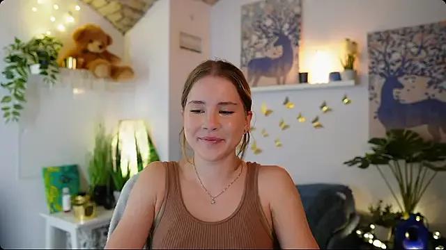 Emily_Blake from StripChat is Freechat
