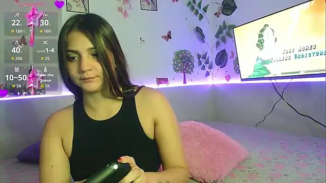 Check-out our cam rooms range and converse on a personal level with our delicious livecams streamers, showing off their spicy curves and toys.