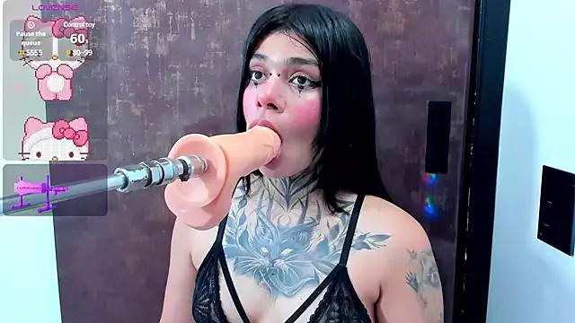 Emily_Evo from StripChat is Freechat
