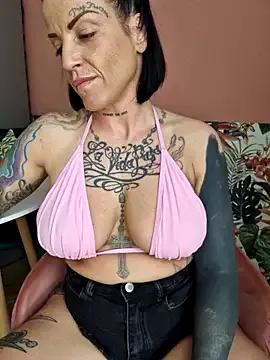 Check-out our cam rooms range and converse on a personal level with our delicious livecams streamers, showing off their spicy curves and toys.