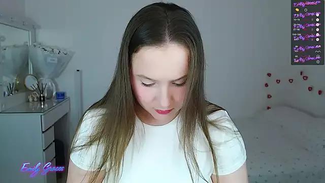 EmilyxxGraces from StripChat is Freechat