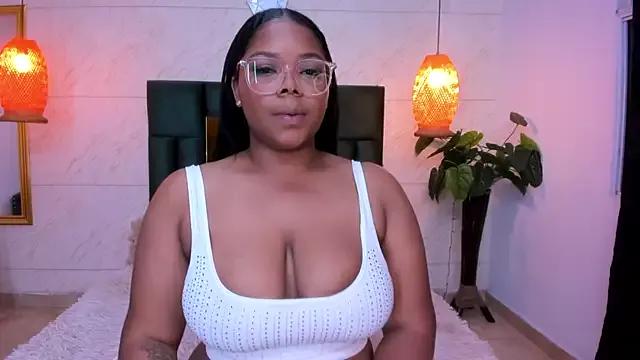 Emilyy_Williamss from StripChat is Freechat