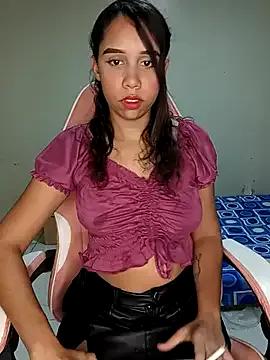 emma-19- from StripChat is Freechat