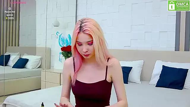 Check-out our cam rooms range and converse on a personal level with our delicious livecams streamers, showing off their spicy curves and toys.