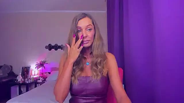 Check-out our cam rooms range and converse on a personal level with our delicious livecams streamers, showing off their spicy curves and toys.