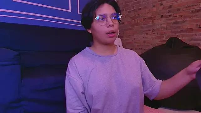 Emmapark_ from StripChat is Freechat