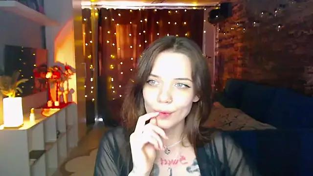 Check-out our cam rooms range and converse on a personal level with our delicious livecams streamers, showing off their spicy curves and toys.