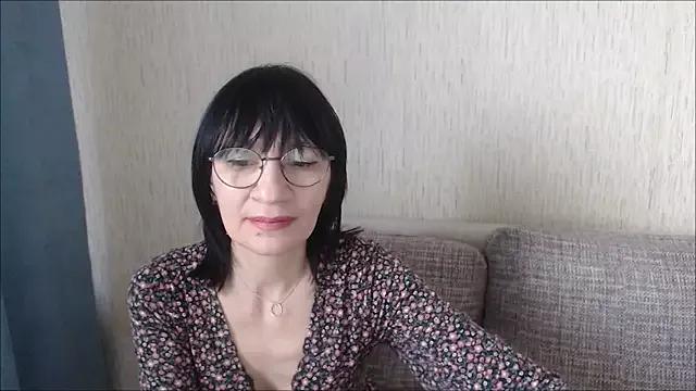 Erica95Bloom from StripChat is Freechat