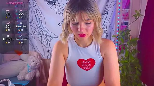 Check-out our cam rooms range and converse on a personal level with our delicious livecams streamers, showing off their spicy curves and toys.