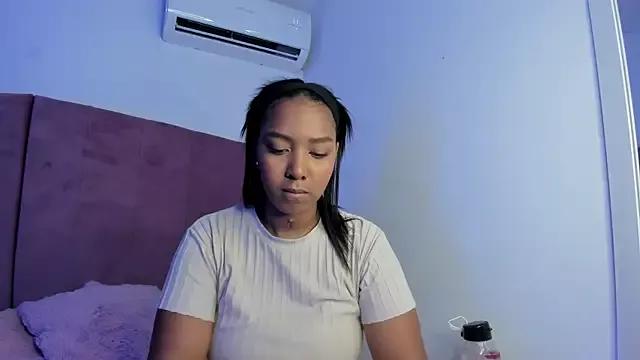 Estrellia_8 from StripChat is Freechat