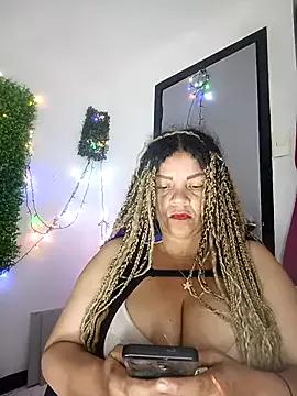 Eva_Luxei from StripChat is Freechat