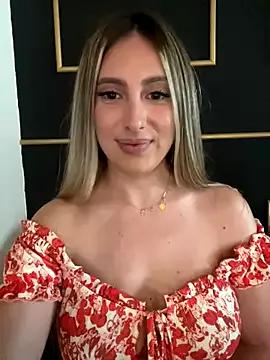 Eva_Ryen from StripChat is Freechat