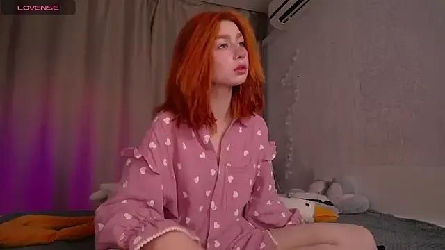 Evaa_Moonn_ from StripChat is Freechat