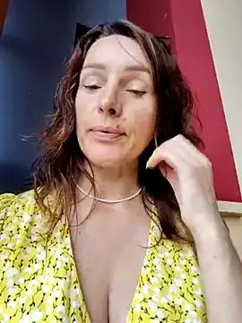 Photos of EvaXOAir from StripChat is Freechat