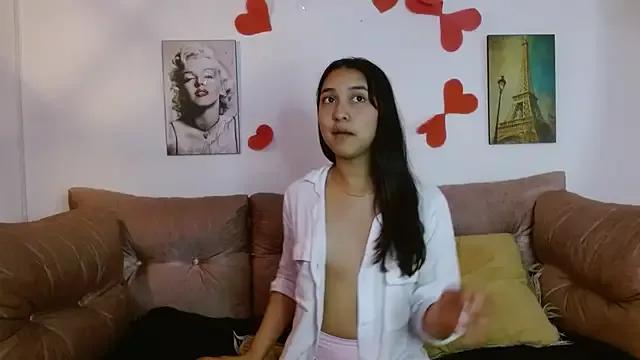 evecherrycs from StripChat is Freechat