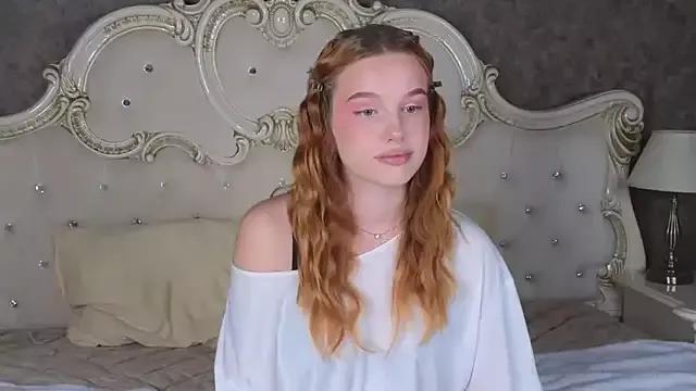 EvelinaRio from StripChat is Freechat