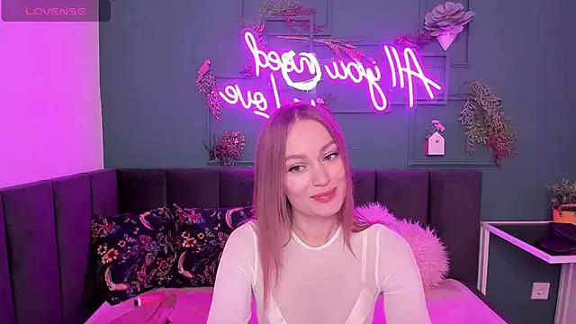 Check-out our cam rooms range and converse on a personal level with our delicious livecams streamers, showing off their spicy curves and toys.