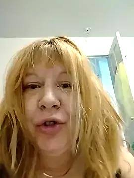 faithbunny from StripChat is Freechat