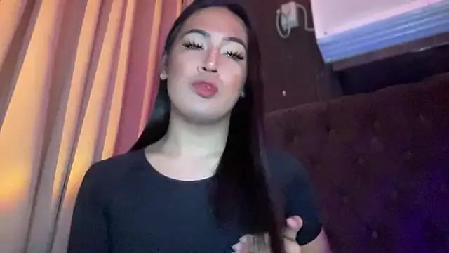fallon_empress143 from StripChat is Freechat