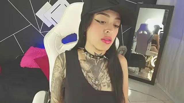 Check-out our cam rooms range and converse on a personal level with our delicious livecams streamers, showing off their spicy curves and toys.