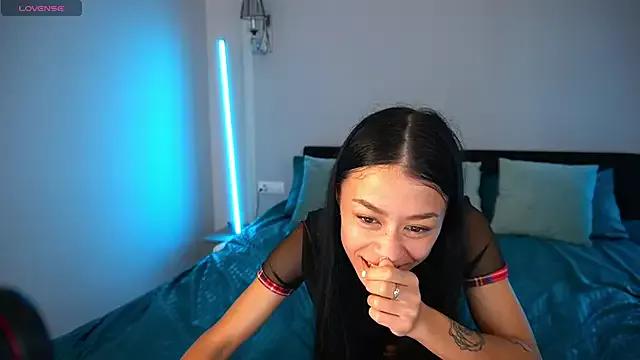 FataleNellie from StripChat is Freechat