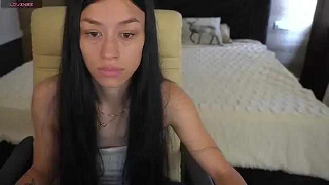 FataleNellie from StripChat is Freechat